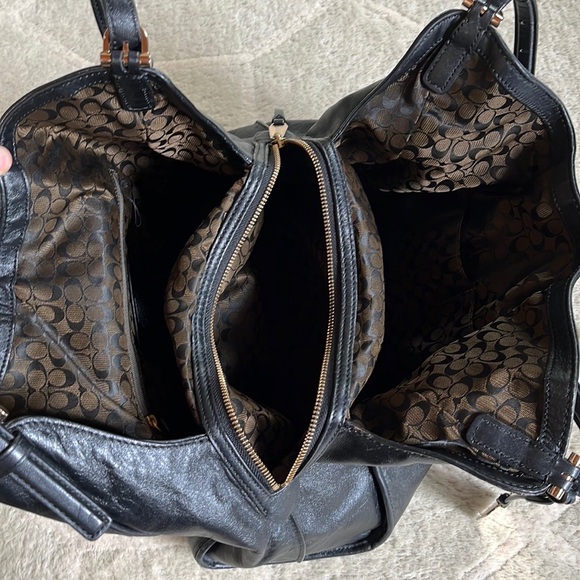 Coach Madison Leather Carlyle Shoulder Bag - Picture 8 of 16